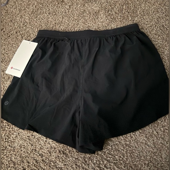 NWT Lululemon Run Crew Graphic Woven HR Shorts - Picture 3 of 10